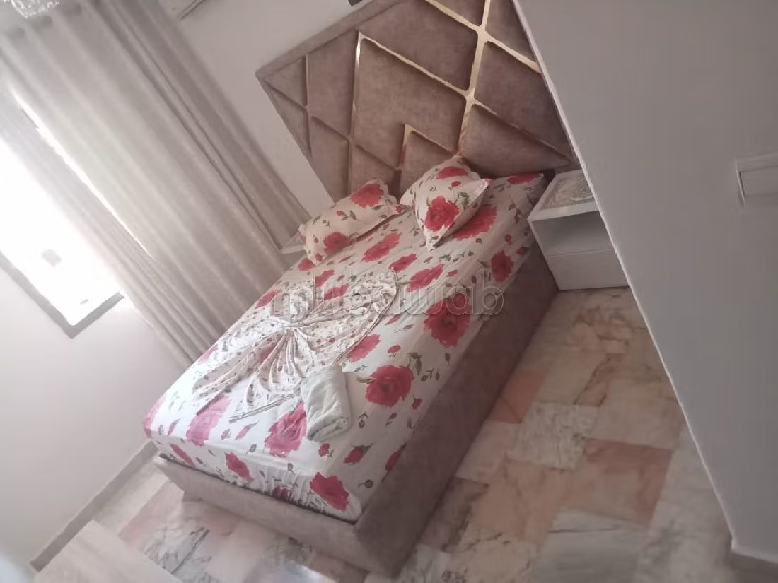 Appartements à louer à Guéliz. 2 belles chambres. Tout confort avec cheminée et climatisation - Photo 3