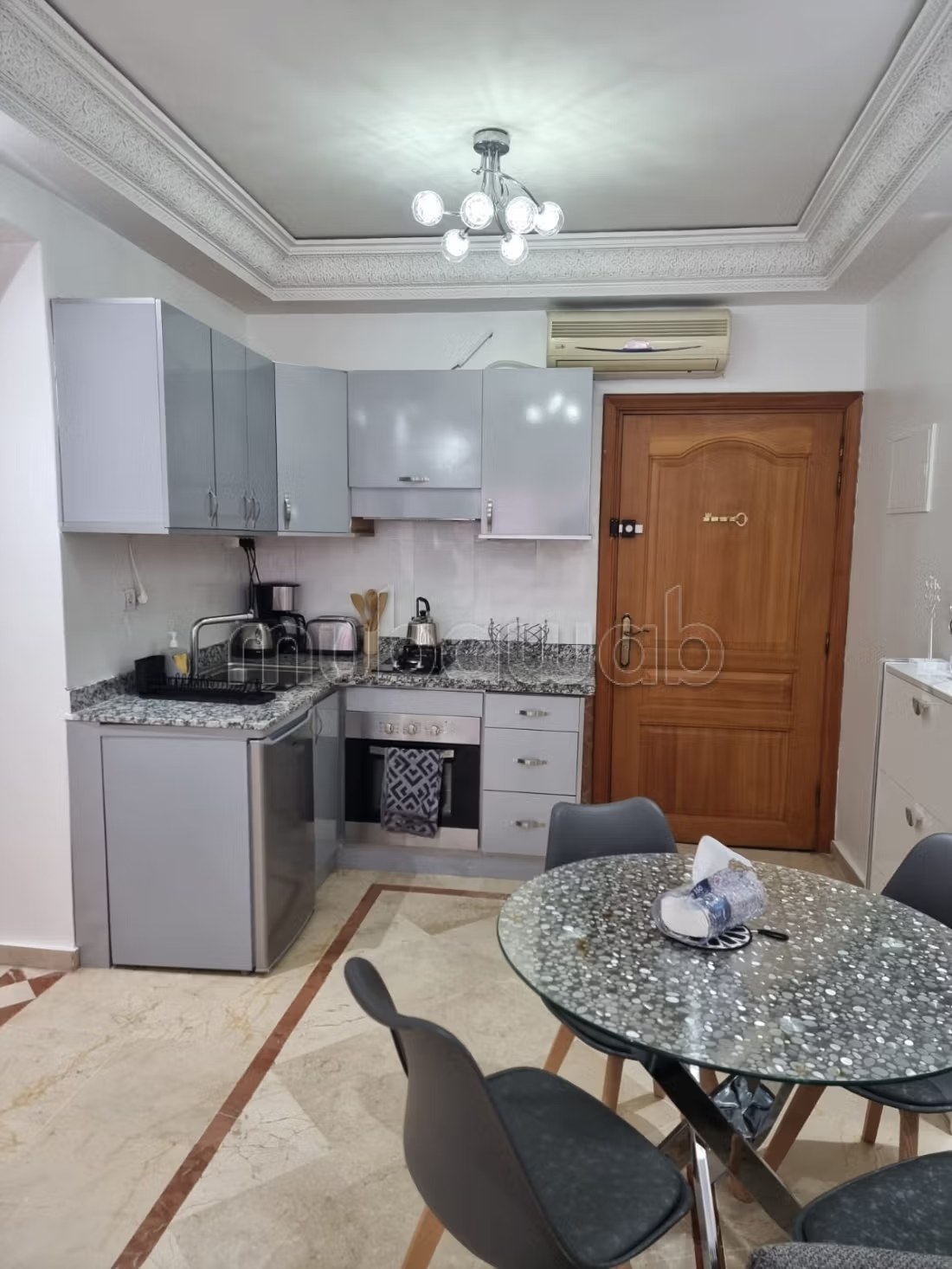 Appartement avec vue piscine au centre ville