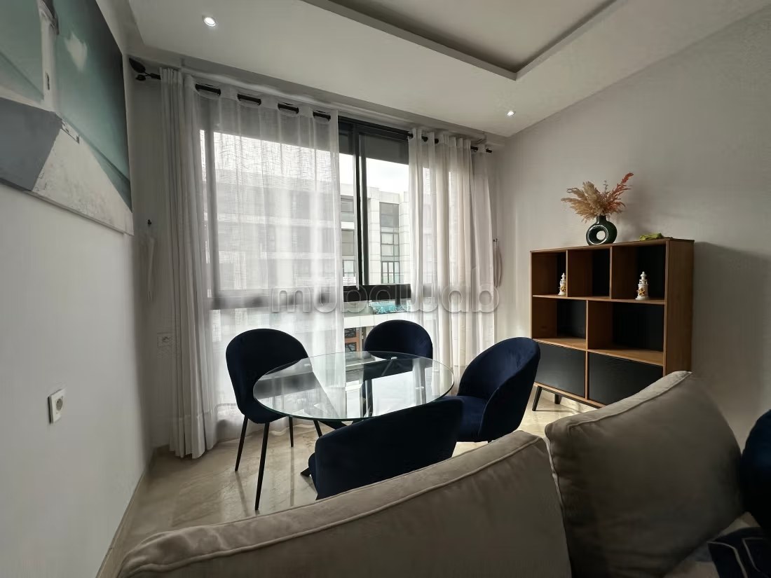 Appartements à louer à Founti. 7 grandes pièces. Avec ascenseur et espace vert - Photo 6