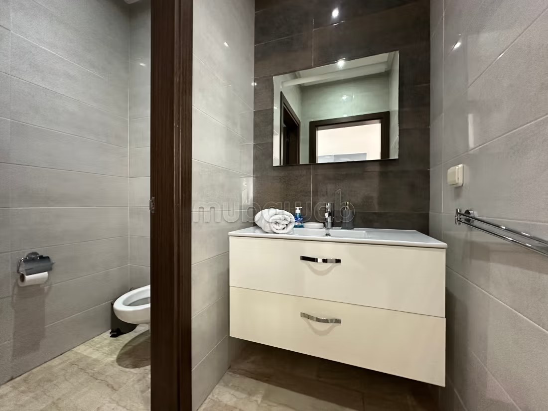 Appartements à louer à Founti. 7 grandes pièces. Avec ascenseur et espace vert - Photo 19