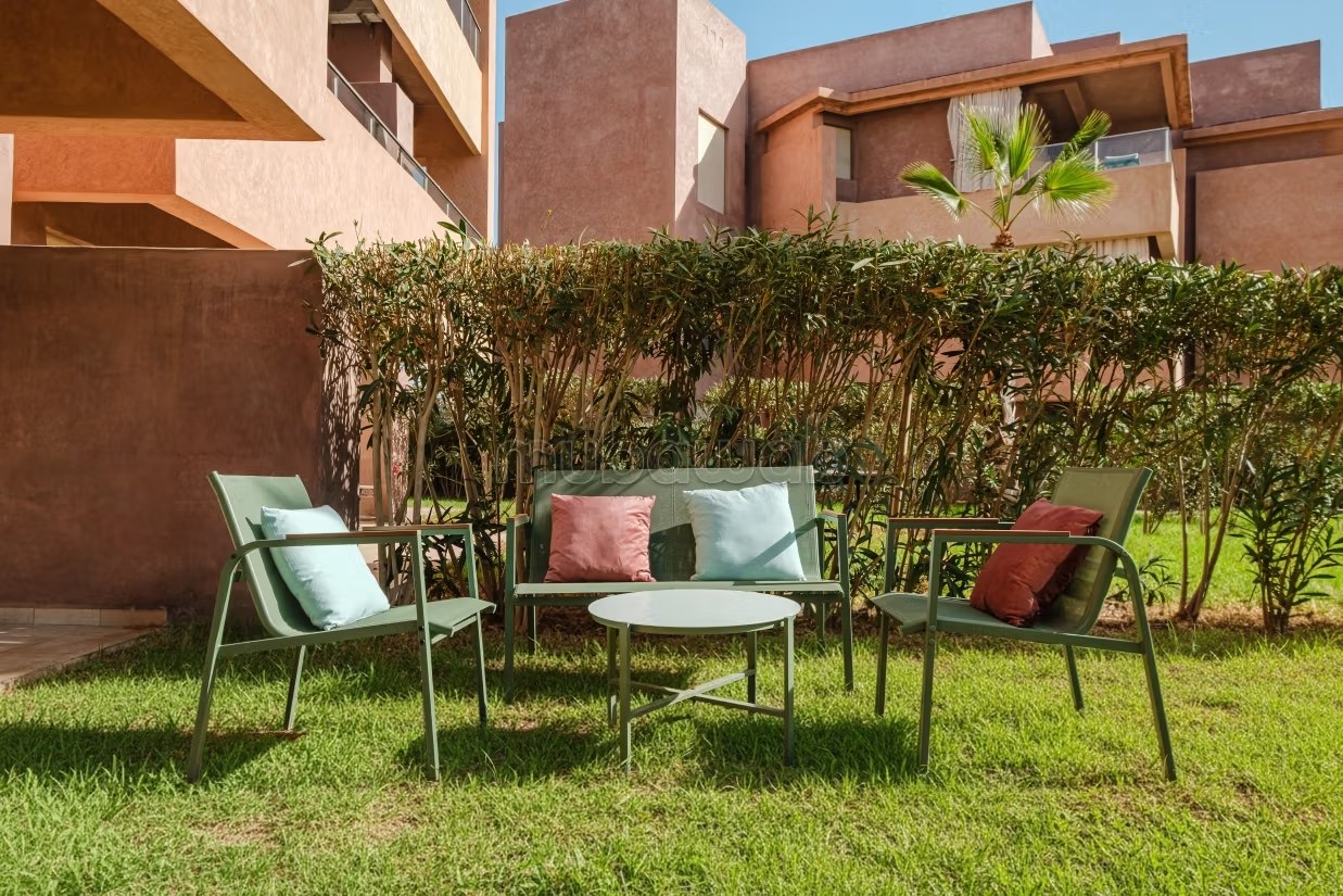 Superbe Appartement sur le golf equipee dun playstation 5 et un balançoire jardin - Photo 11