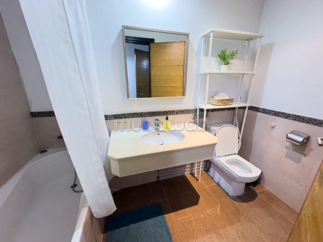 Location d'un appartement à De La Plage. 2 belles chambres. Vue sur les montagnes, double vitrage - Photo 10