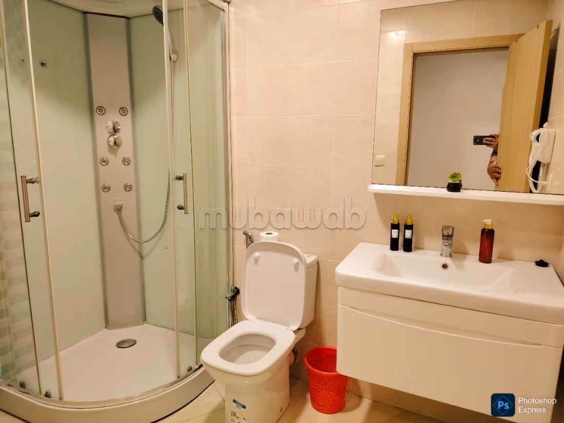 Appartement de luxe avec vue sur la mer et piscine