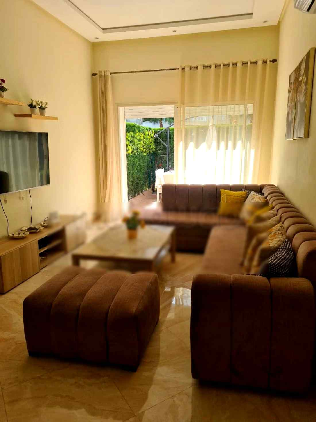 Joli appartement avec jardin privatif accès direct