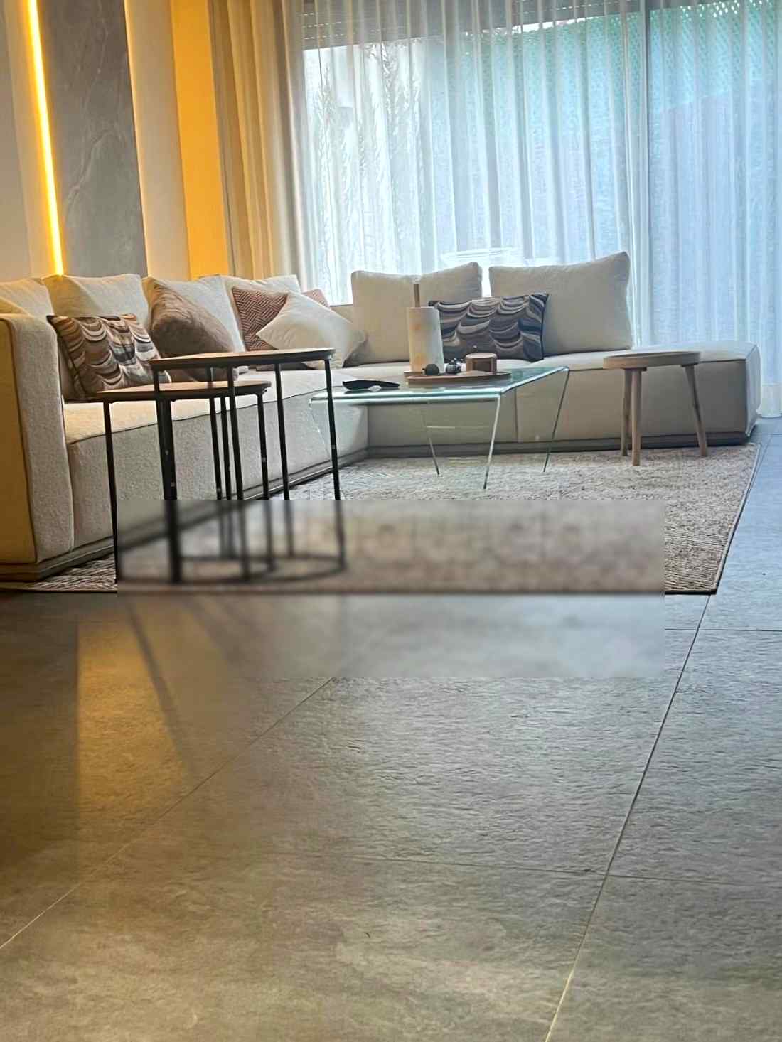 Appartements à louer à Les Hôpitaux. 2 pièces. Terrasse et ascenseur - Photo 9