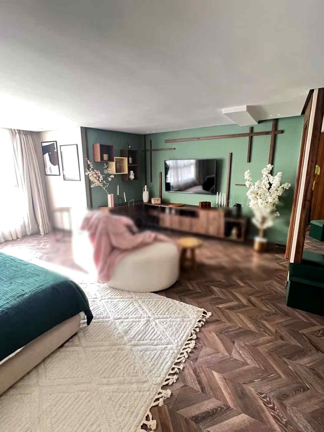 Appartements à louer à Les Hôpitaux. 2 pièces. Terrasse et ascenseur - Photo 2