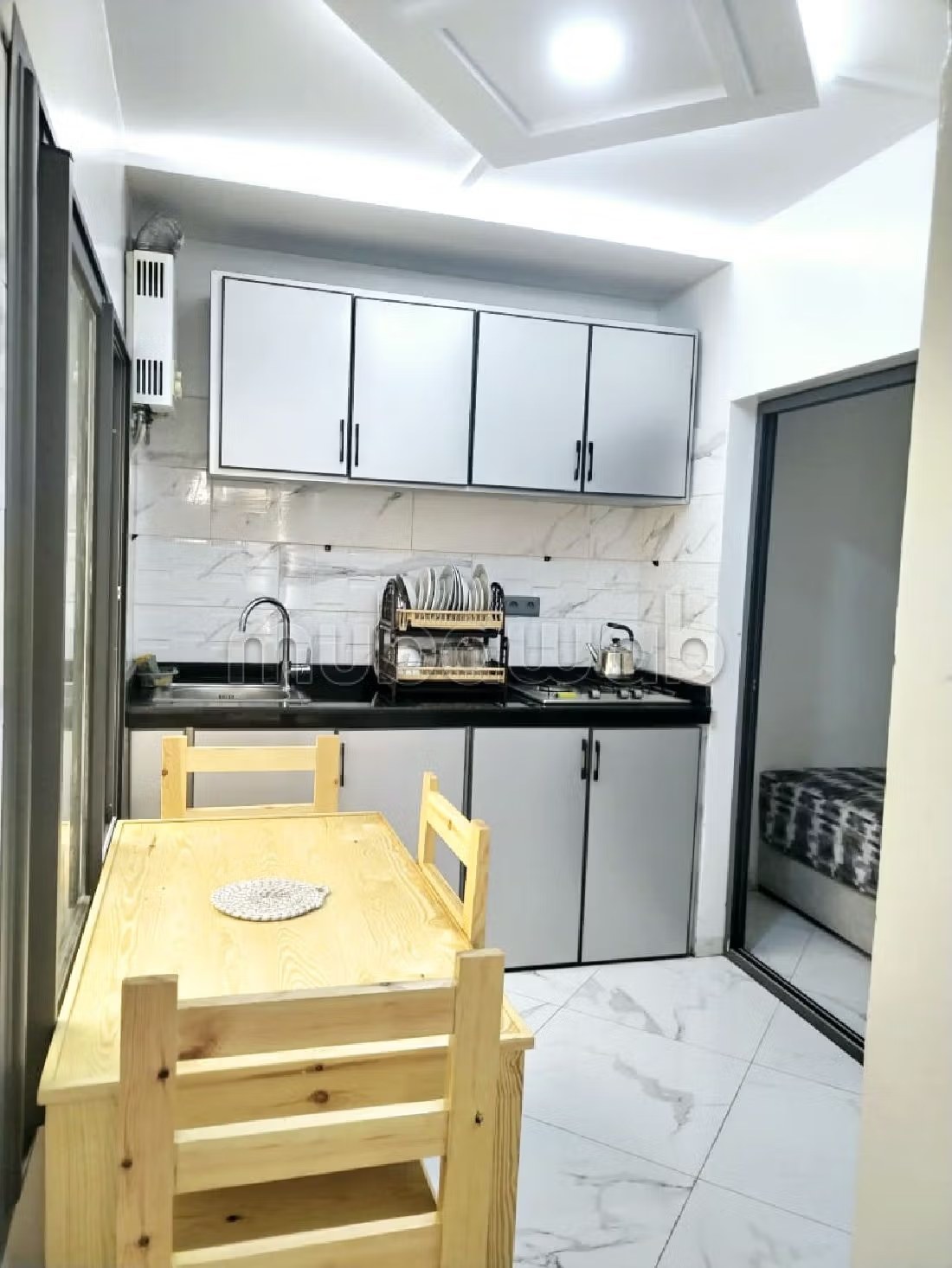 Location d'un appartement à Borj. Superficie 72 m². Environnement calme avec vue montagne, chauffage central - Photo 5