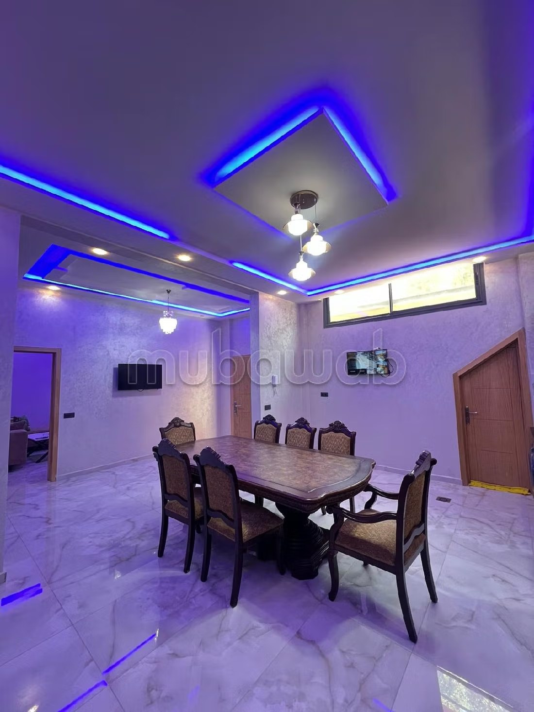 Location saisonnière villa haut standing à Route de Tahanaout. Superficie 410 m². Vue exceptionnelle sur la montagne, Fenêtres en double vitrage - Photo 11