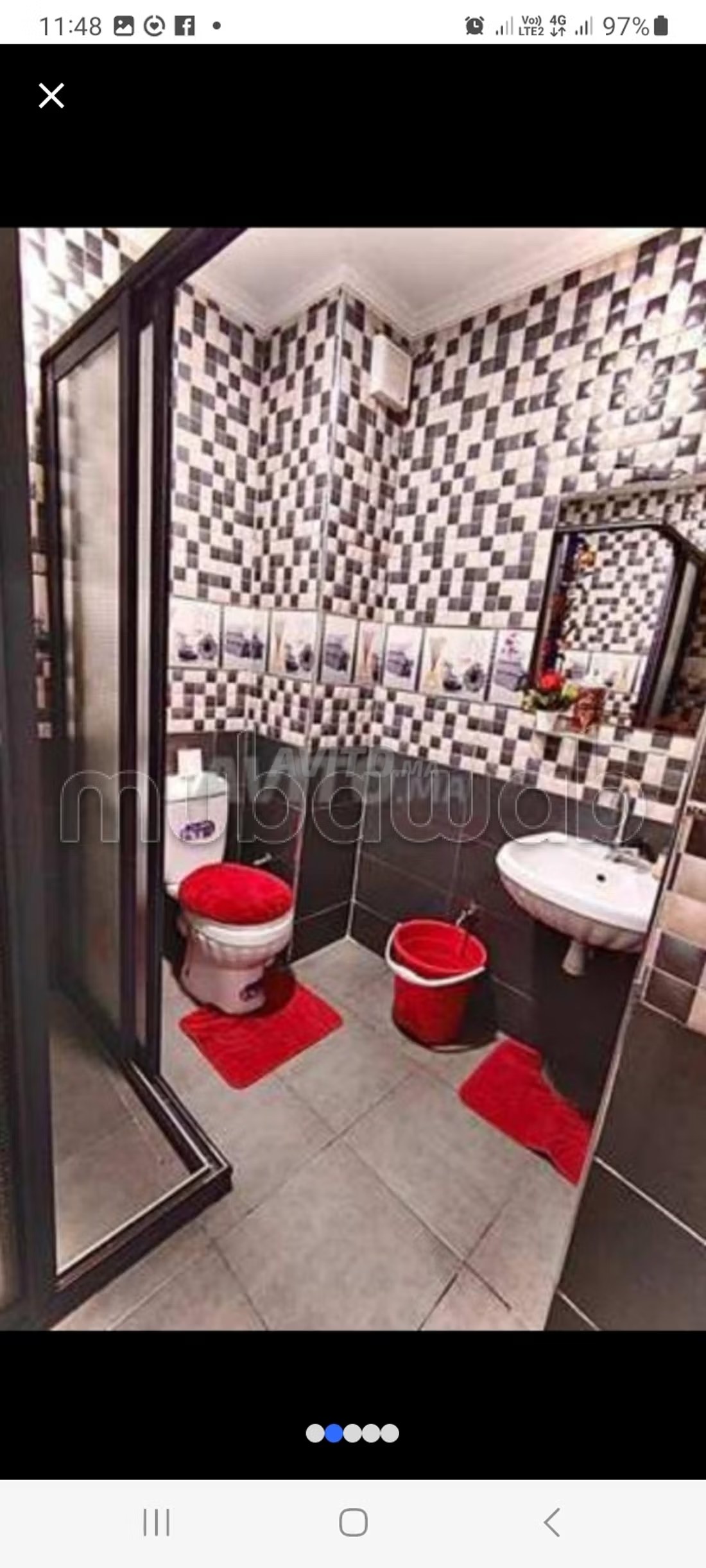 Location saisonnière en Centre ville. Superficie 65 m². Porte blindée, sécurité