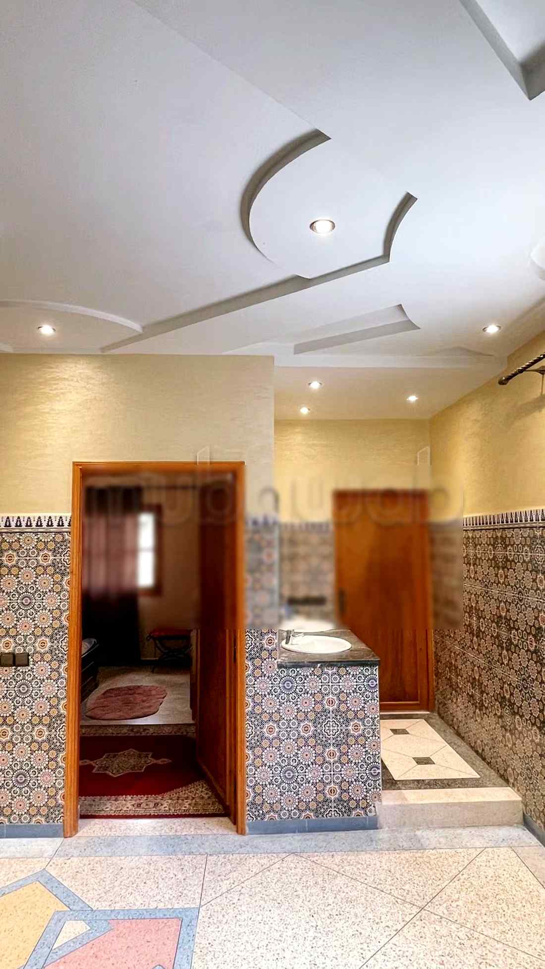 Maison de luxe à louer à Route de l'Ourika. 3 chambres agréables. Places de parking et terrasse - Photo 11