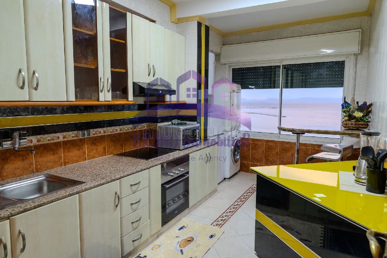 Bel appartement vue direct sur mer à louer TANGER