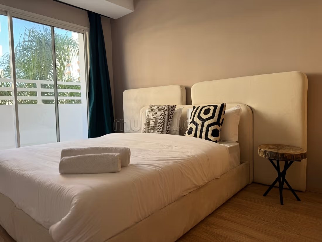 Appartement 3 chambres a prestigia hay riad a 300m du grand stade Moulay abdellah et stade olympique