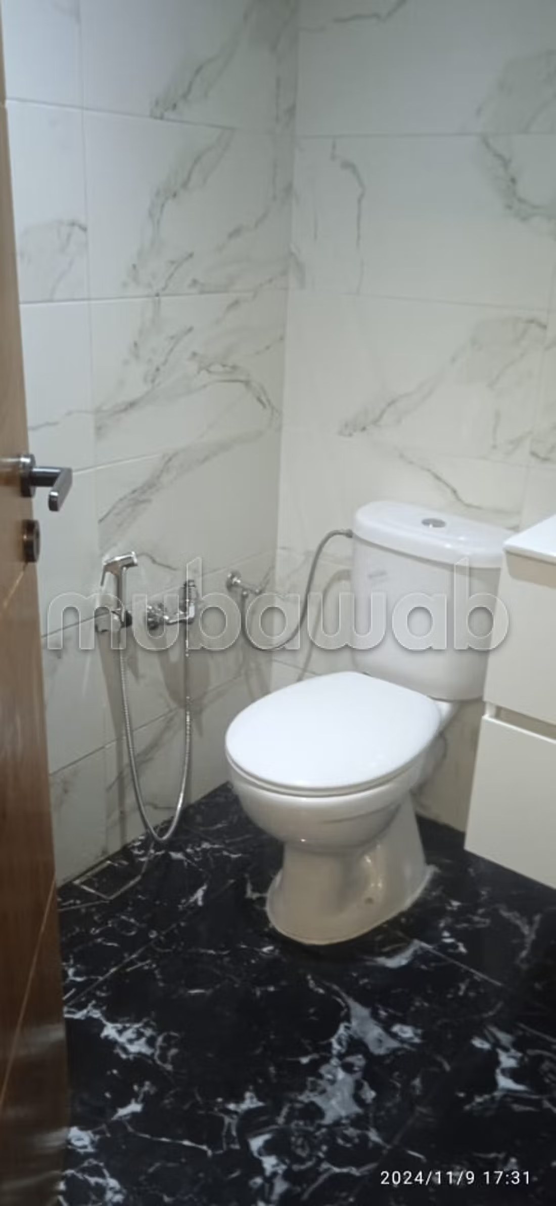 Location saisonnière à Haut Agdal. Surface totale 70 m². Salon Marocain et antenne parabolique