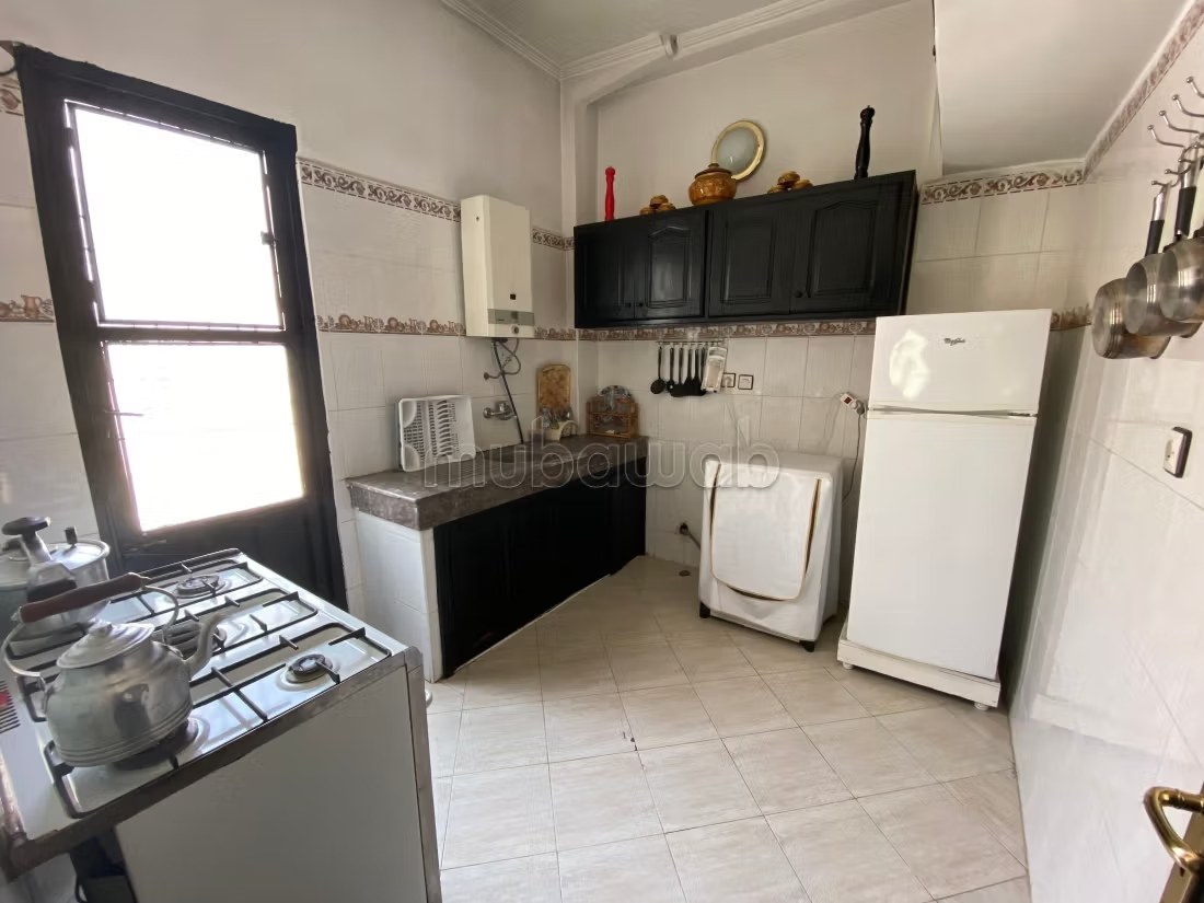 Location d'un appartement à Agdal. 
2 pièces confortables. 
Système de parabole et résidence sécurisée - Photo 7