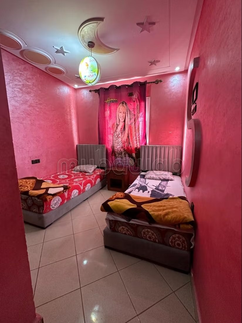 Location d'un appartement à Hay Salam. Surface de 60 m². Salon traditionnel et porte blindée - Photo 7
