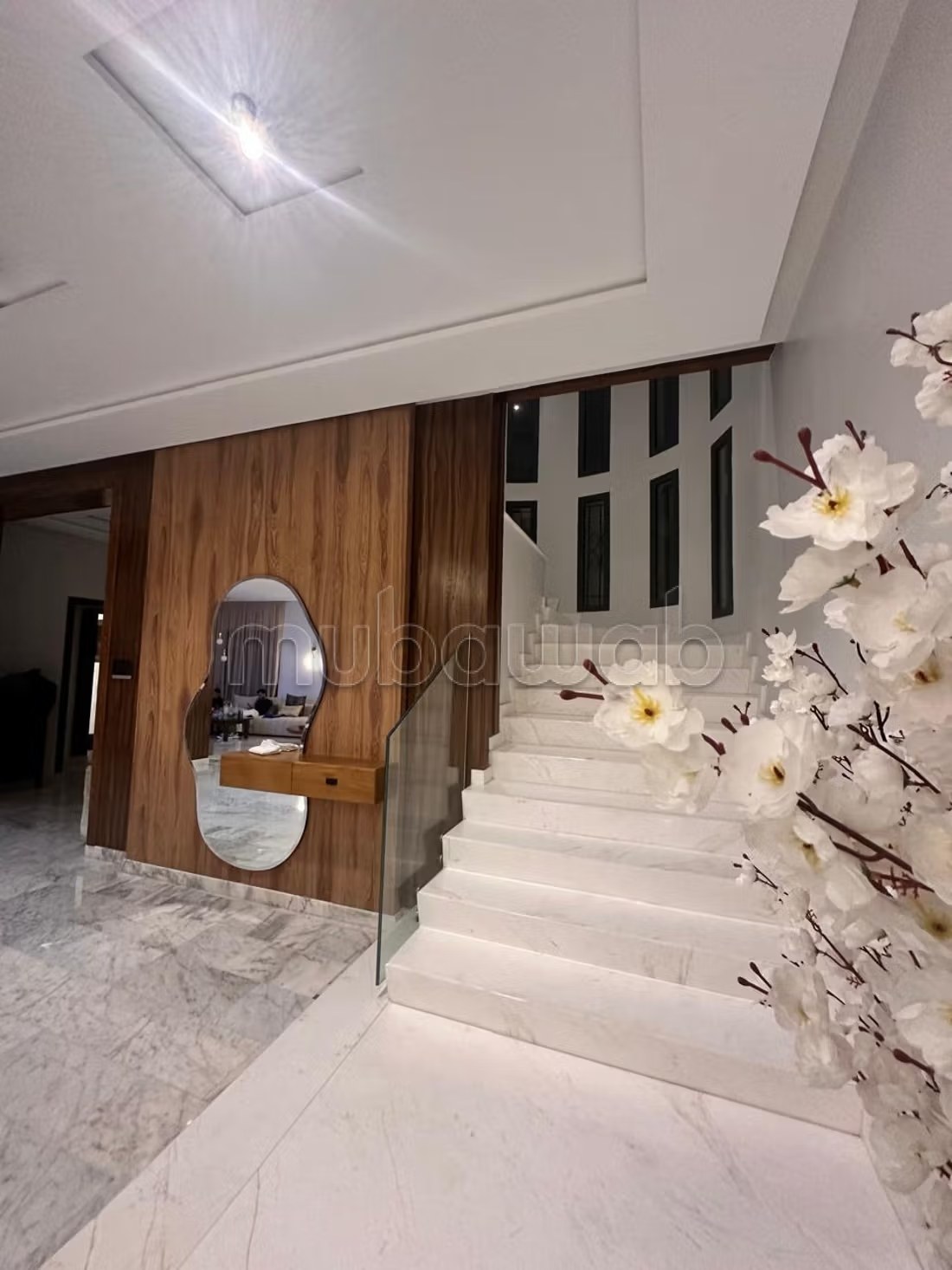 Villas de luxe à louer à Jbel Kbir. 4 chambres. Salon Marocain, sécurité
