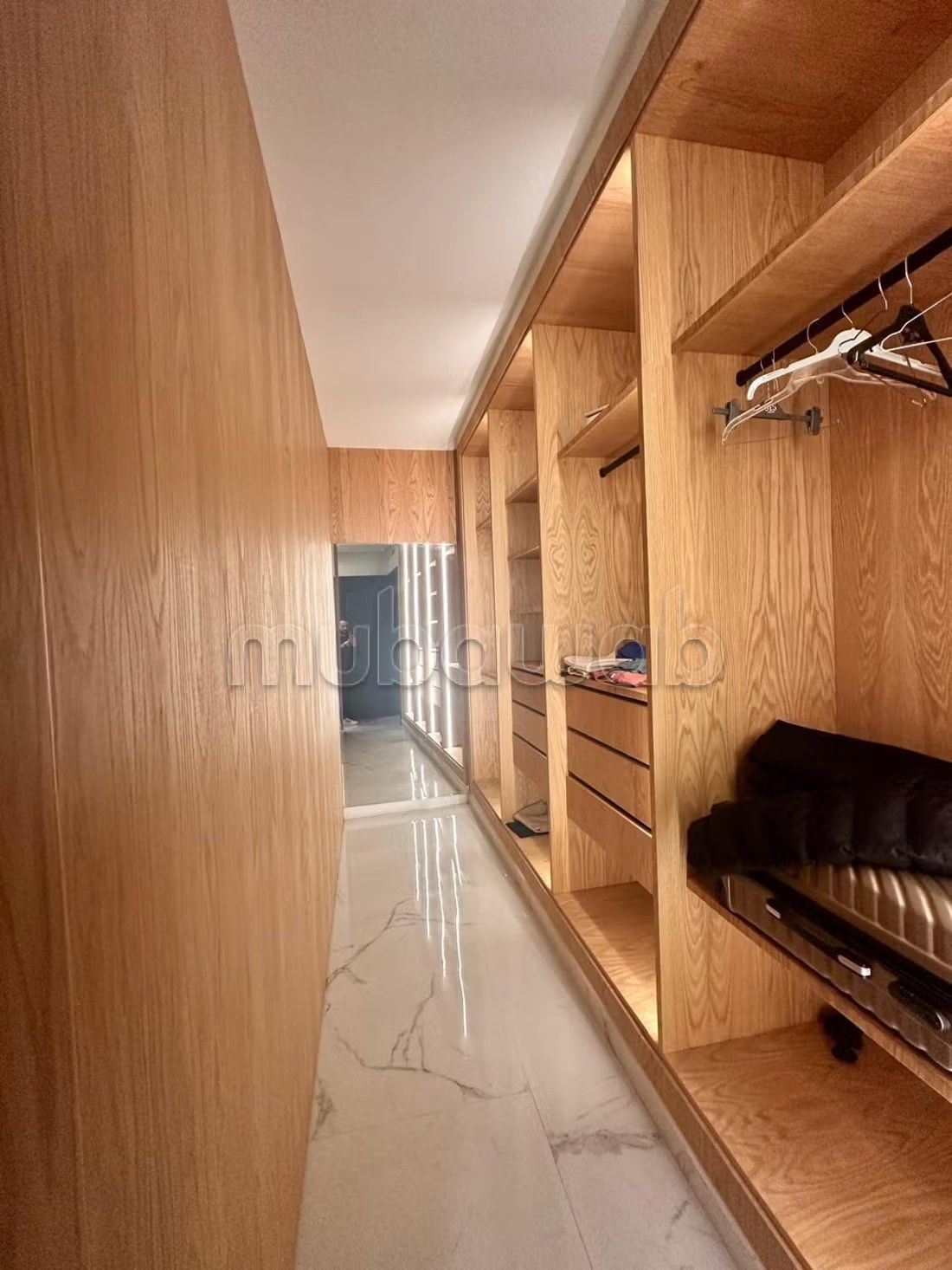 Villas de luxe à louer à Jbel Kbir. 4 chambres. Salon Marocain, sécurité - Photo 7