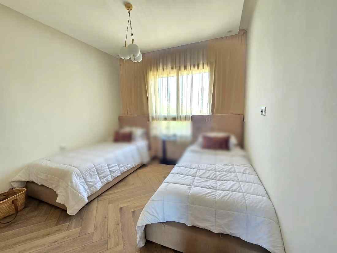 Location saisonnière à Boulevard Med 6.
Surface de 92 m².
Ascenseur et stationnement - Photo 10