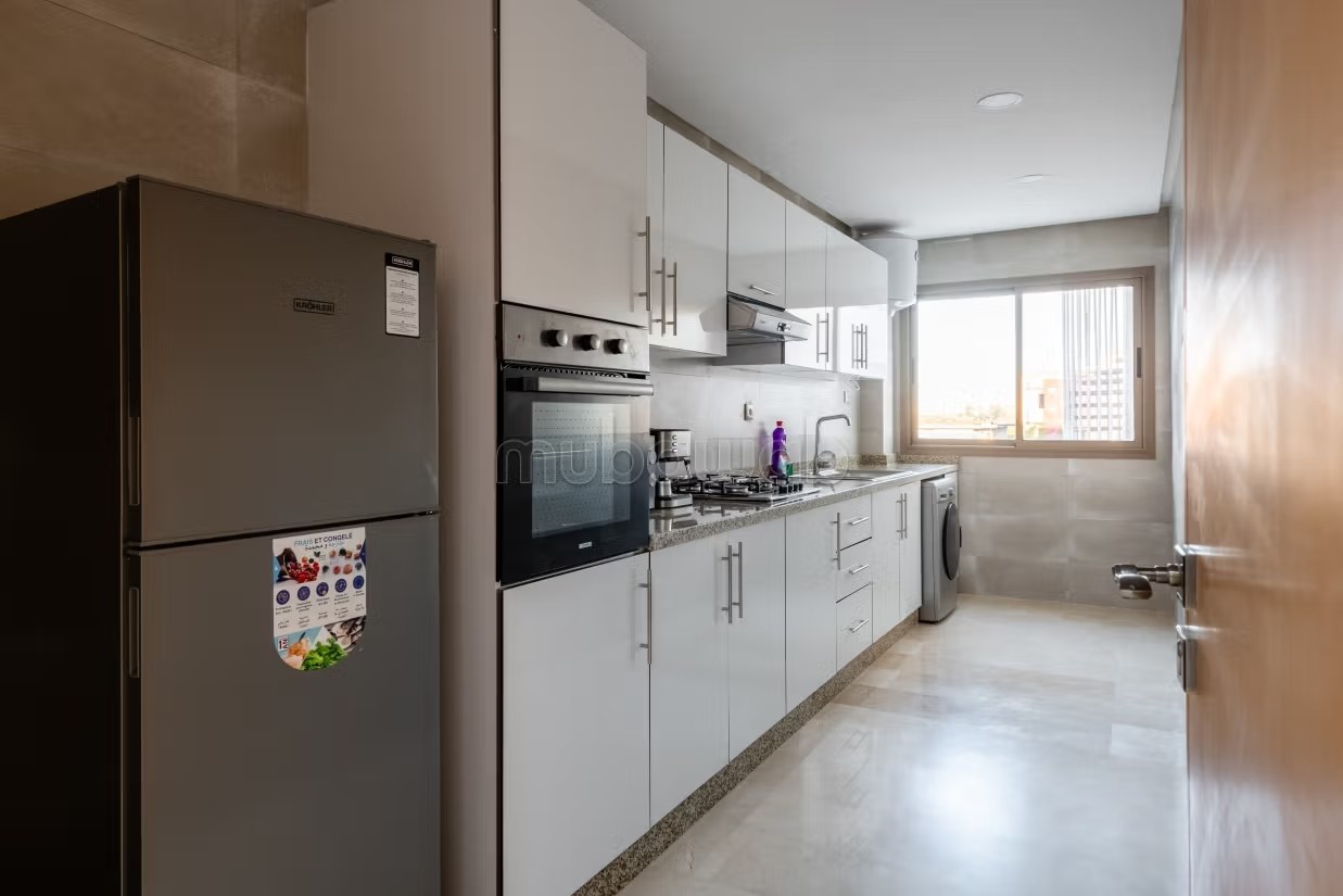 Luxurious 3 bedrooms/Hassan tower/Parking/Balcony