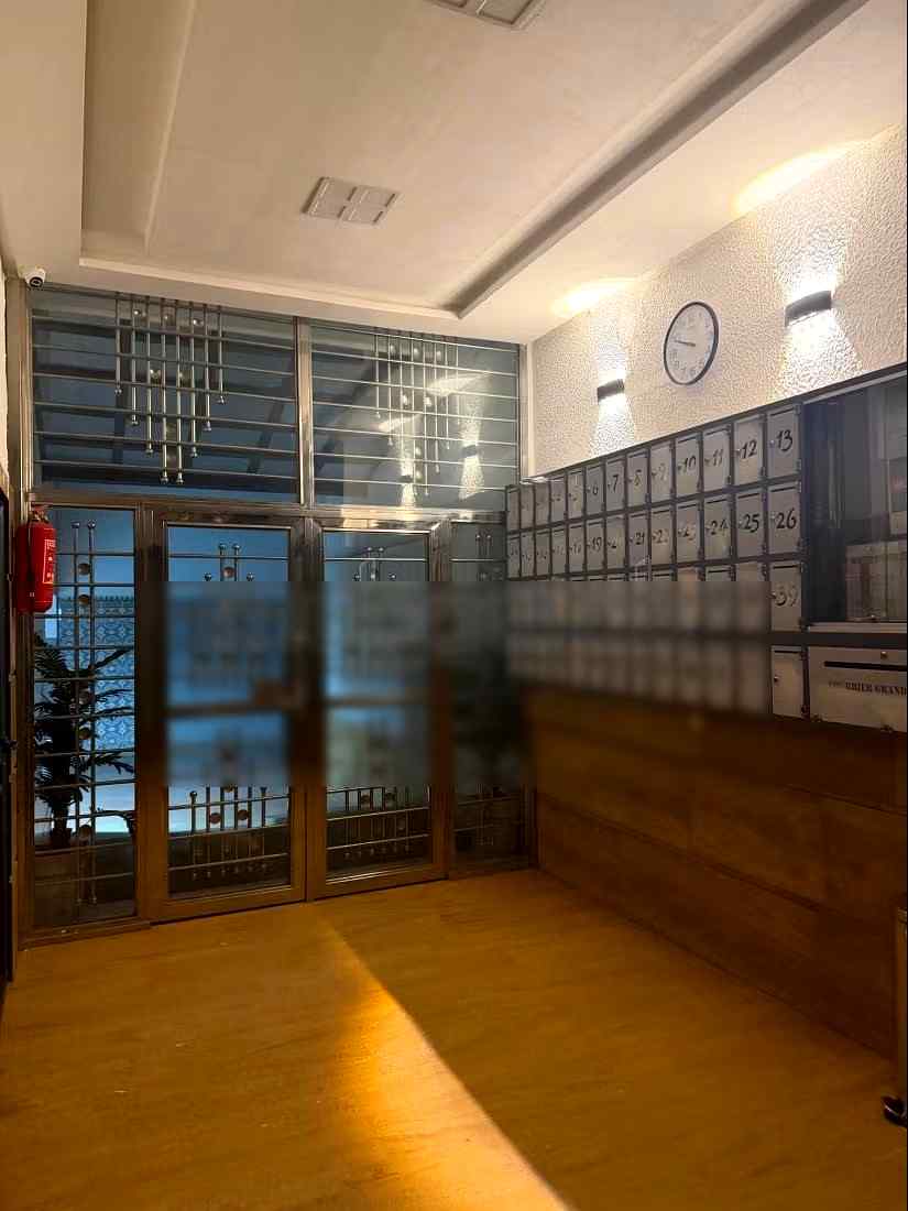 Appartement de vacances à louer à Agdal.
Surface totale 120 m².
Cuisine bien équipée