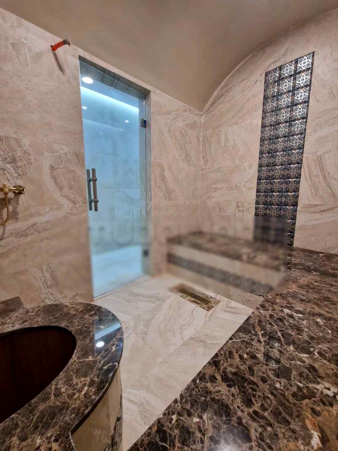 Villas et maisons de luxe à louer à Asilah. 7 pièces. Double vitrage et chauffage central - Photo 3