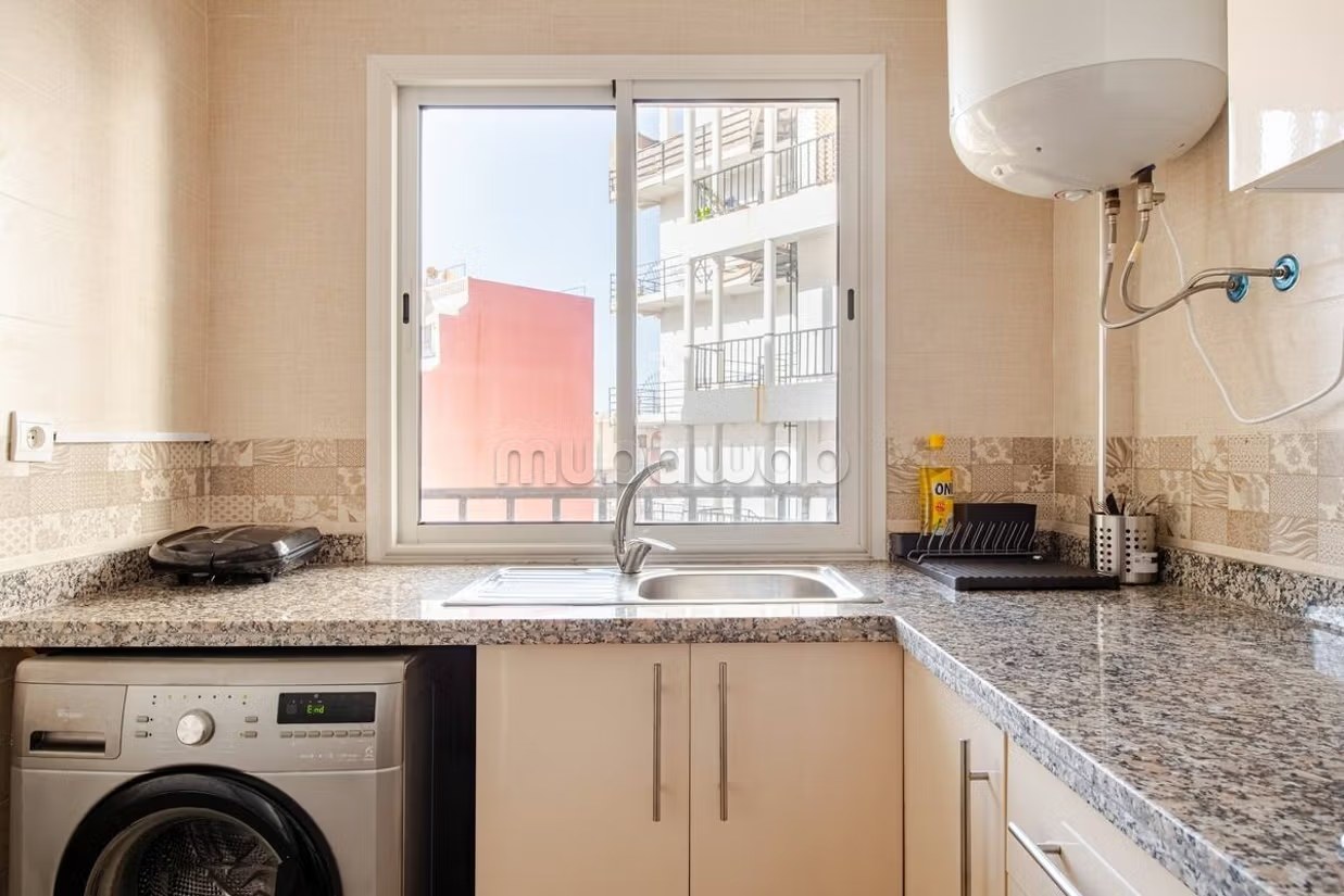 Modern 1 Bedroom W Terrace/Garage/Rabat center - Photo 16