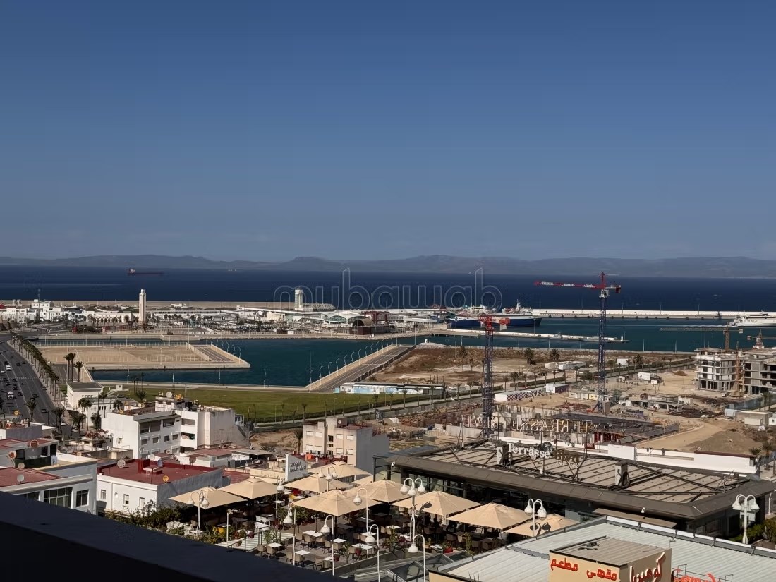 Vue Panoramique Sur La Mer Centre Ville Moderne - Photo 2