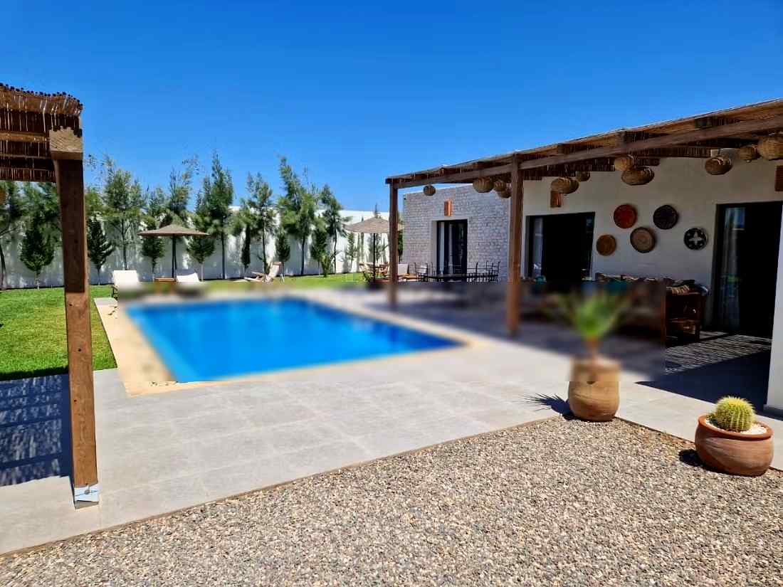 Villa avec piscine sans vis à vis - Photo 9