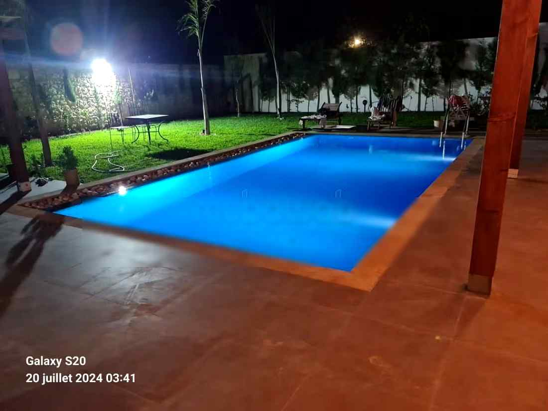 Villa avec piscine sans vis à vis - Photo 13