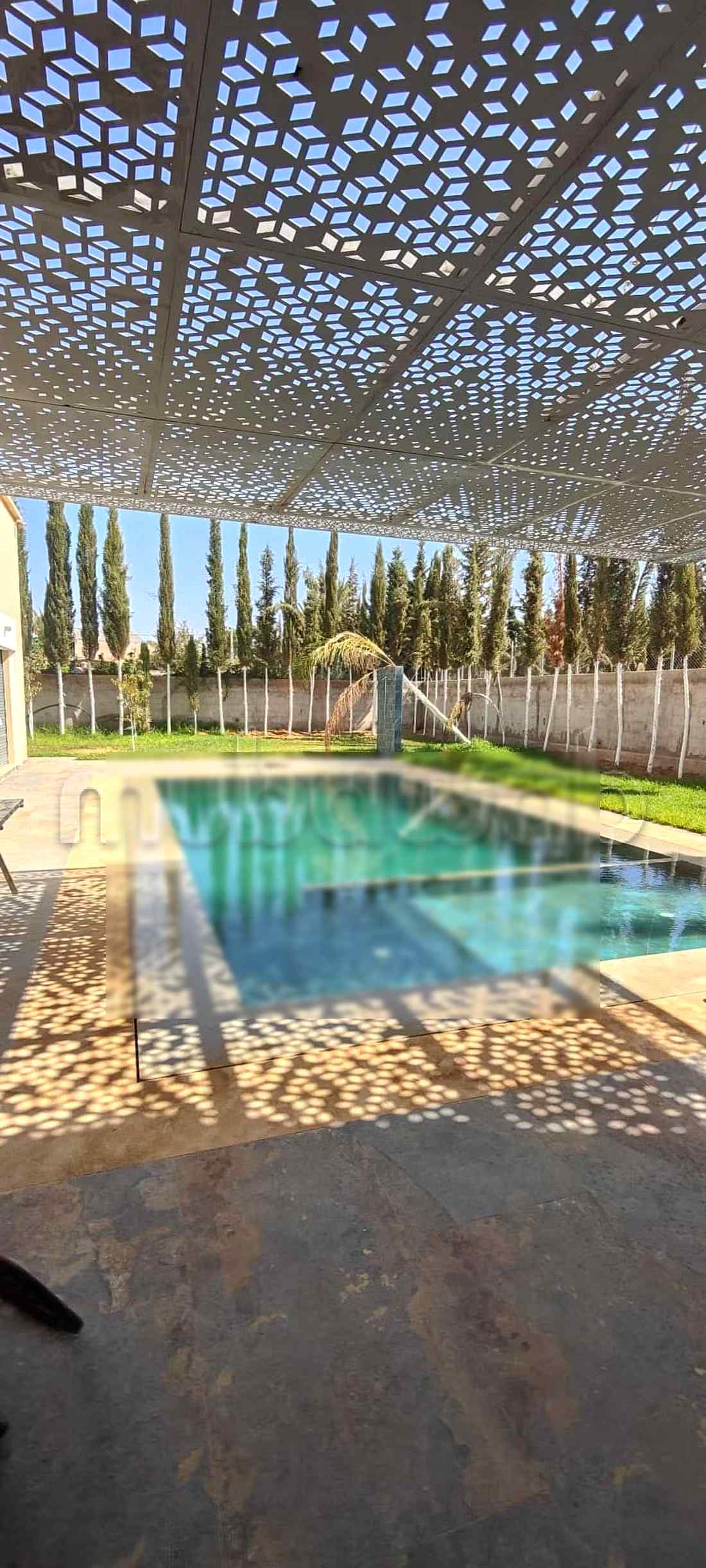 Maison de luxe à louer à Route de Ouarzazate. Surface totale 350 m². Vue exceptionnelle sur la montagne, chauffage central - Photo 8