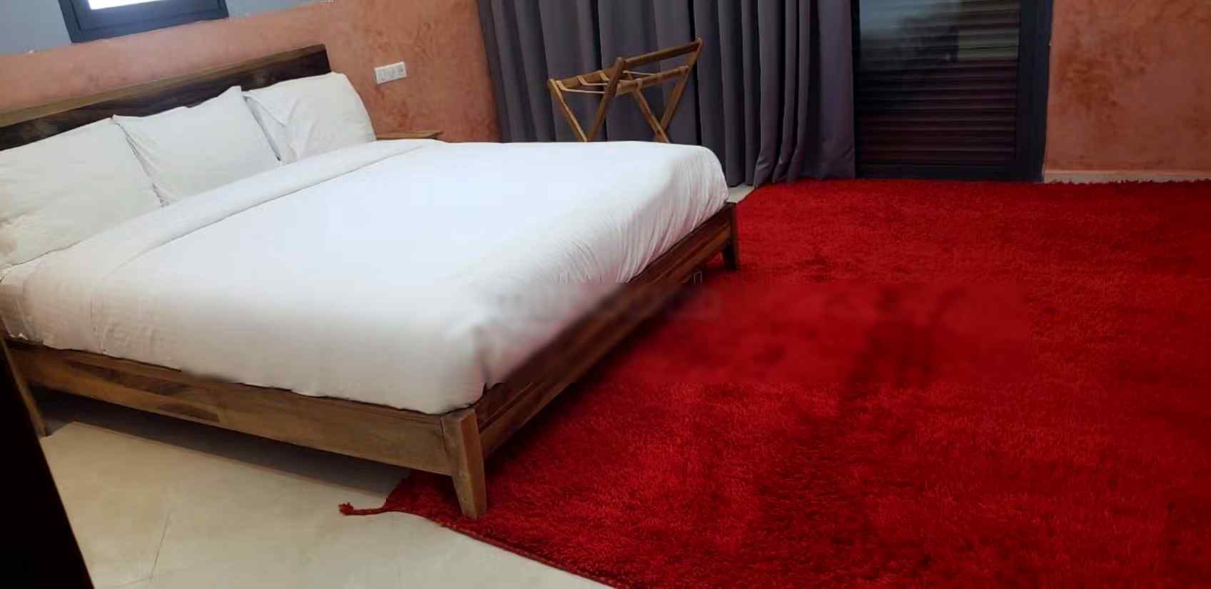 Maison de luxe à louer à Route de Ouarzazate. Surface totale 350 m². Vue exceptionnelle sur la montagne, chauffage central - Photo 4