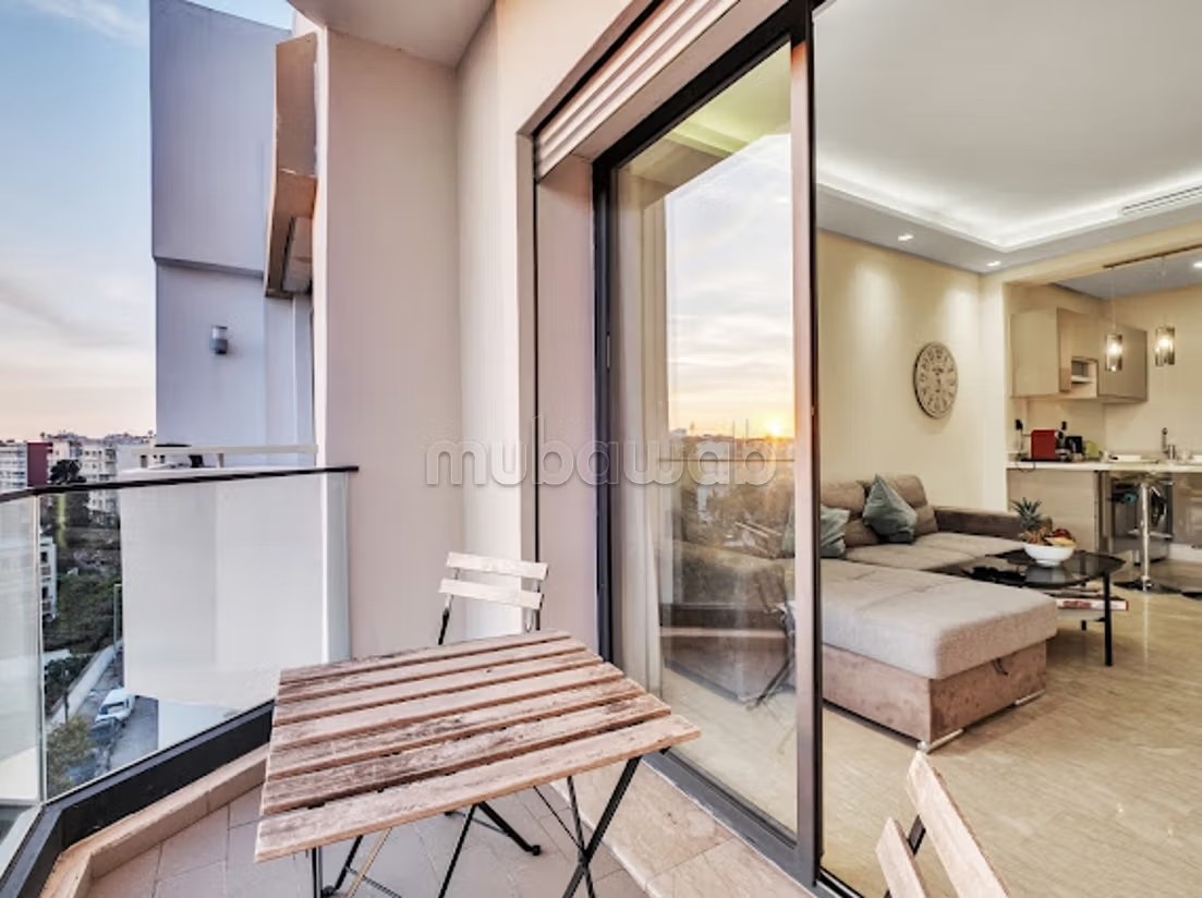 Location saisonnière à Plateau Al Batha. 1 belle chambre. Double vitrage et chauffage central - Photo 2