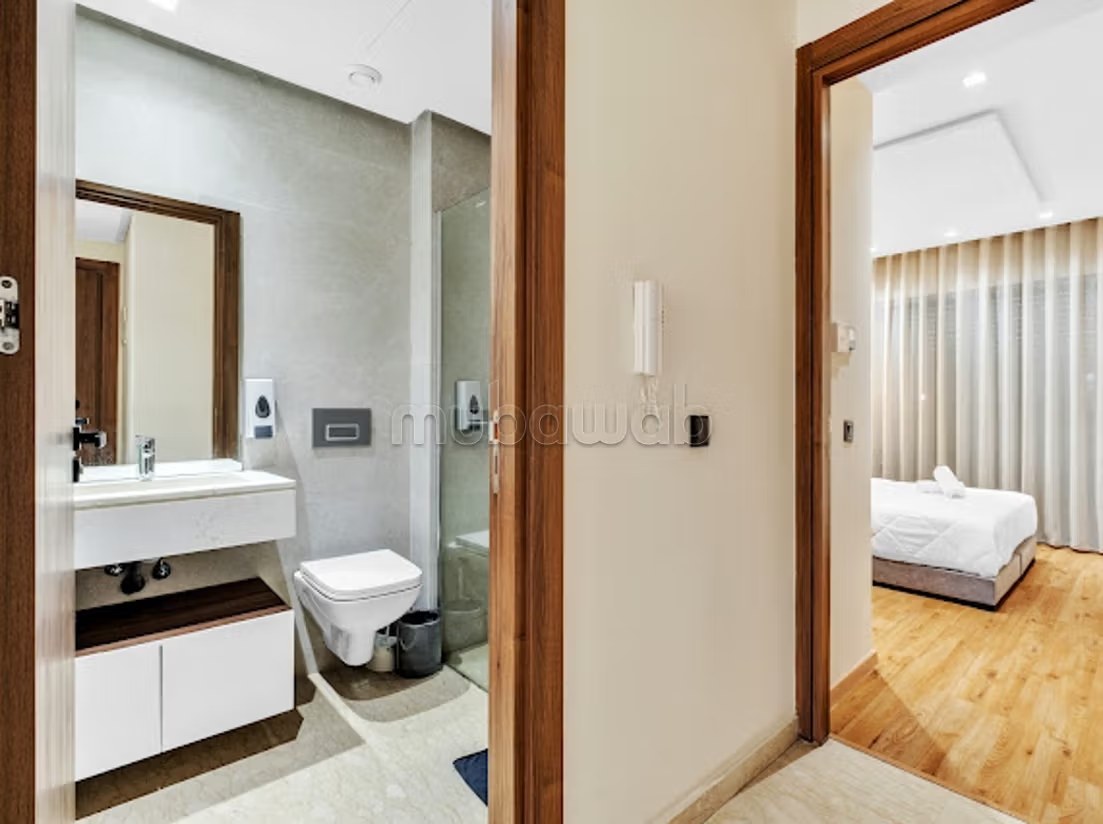 Location saisonnière à Plateau Al Batha. 1 belle chambre. Double vitrage et chauffage central - Photo 11