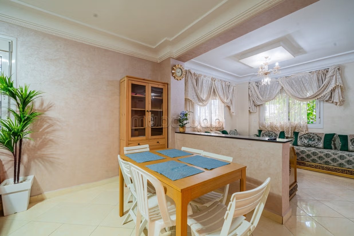Appartements à louer à Aharrarine. Superficie 101 m². Salon typique marocain, résidence sécurisée - Photo 11