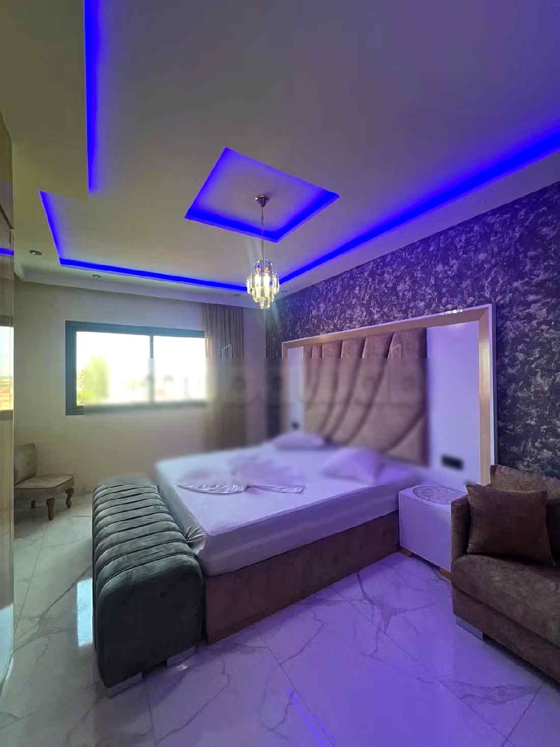 Location saisonnière villa haut standing à Route de Tahanaout. Superficie 410 m². Vue exceptionnelle sur la montagne, Fenêtres en double vitrage - Photo 24