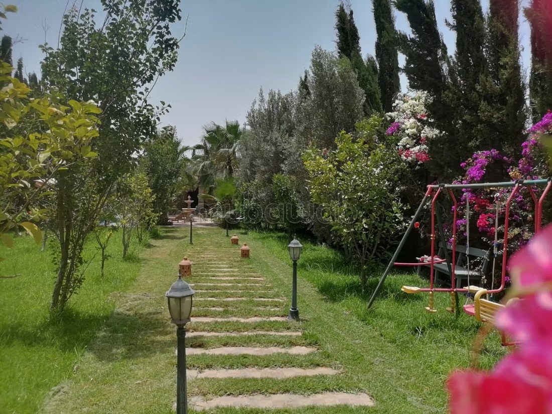 Belle villa avec piscine en pleine nature vers aer - Photo 14
