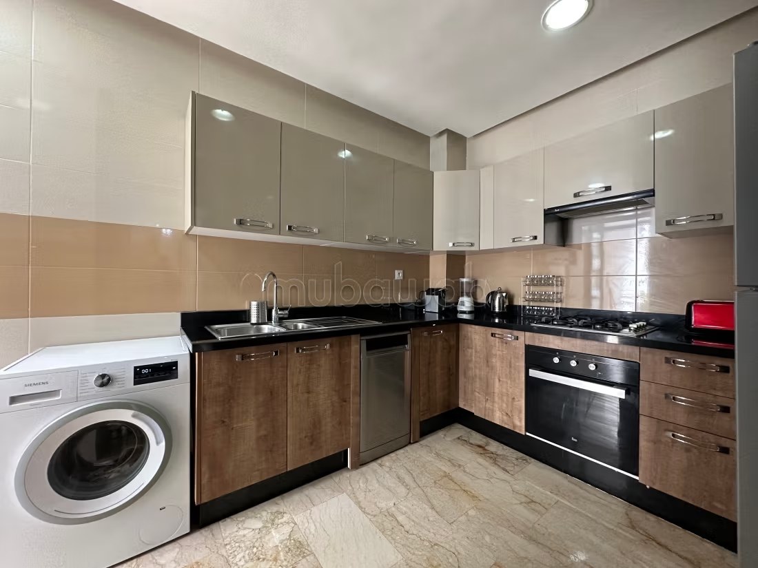 Appartements à louer à Founti. 7 grandes pièces. Avec ascenseur et espace vert - Photo 13