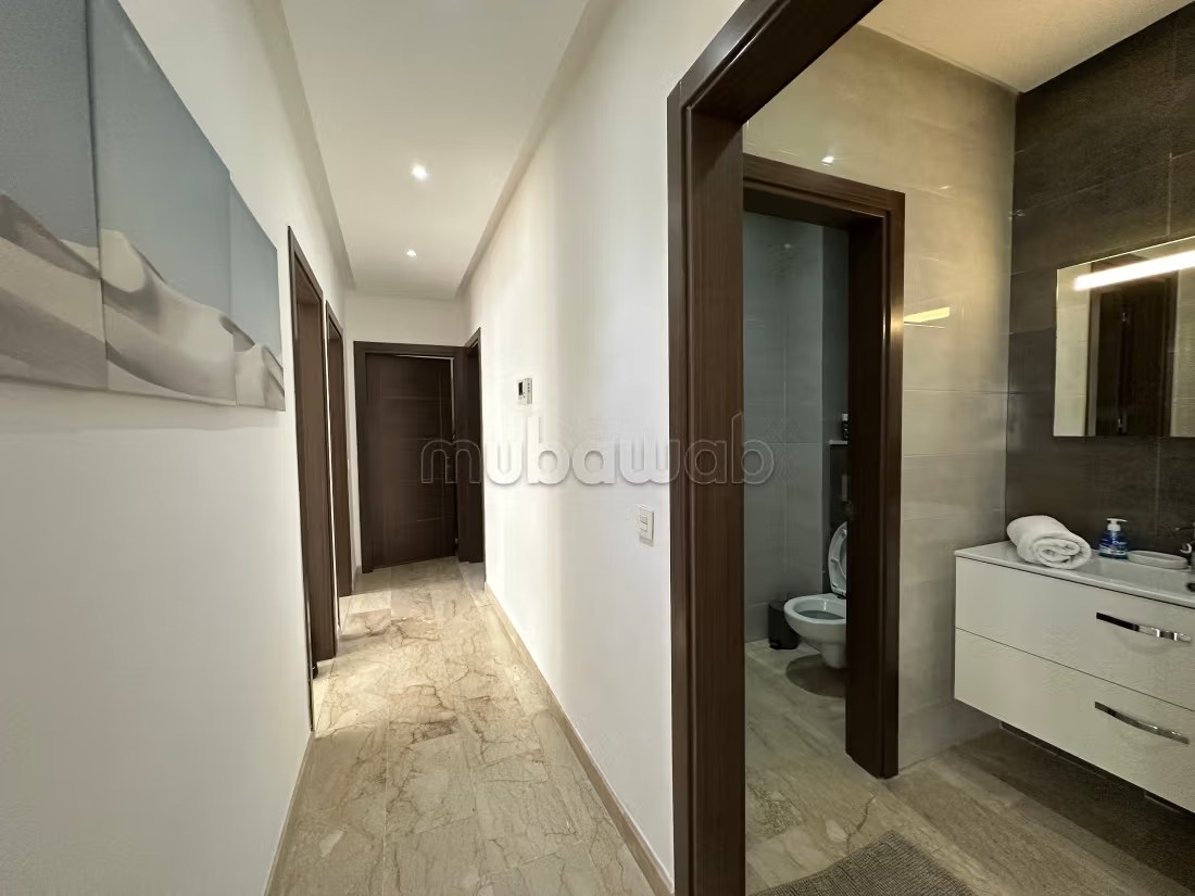 Appartements à louer à Founti. 7 grandes pièces. Avec ascenseur et espace vert - Photo 16