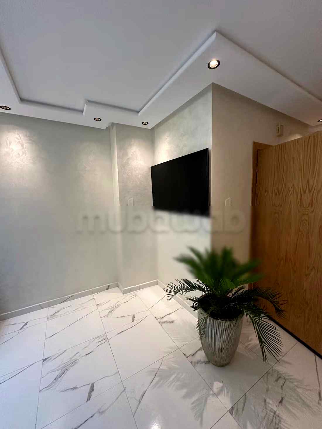 Location d'un appartement en Centre. 8 pièces. Ascenseur et places de parking - Photo 15