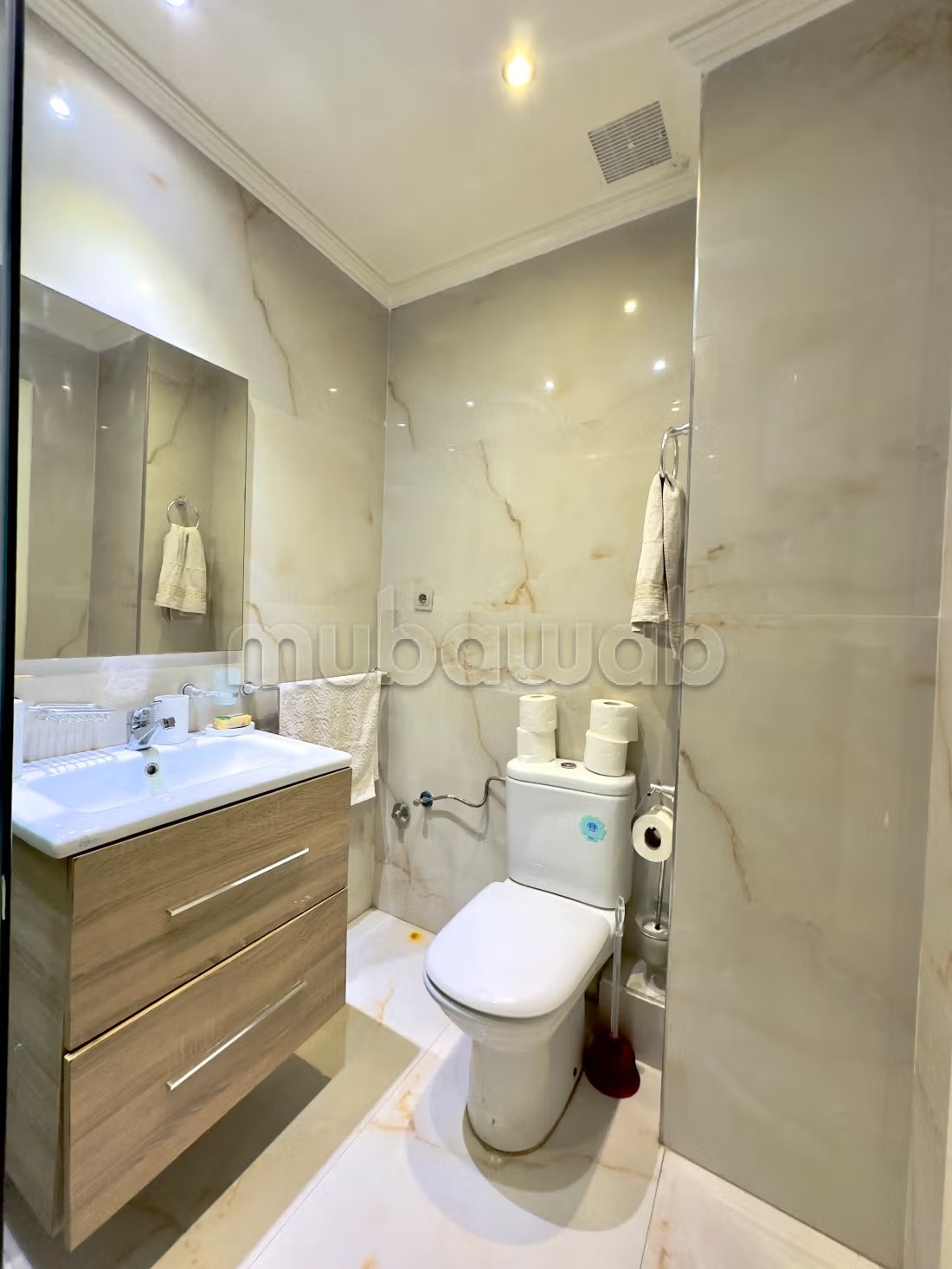 Location d'un appartement à Bourgogne Est. Superficie 55 m². Salon traditionnel marocain, résidence sécurisée - Photo 17