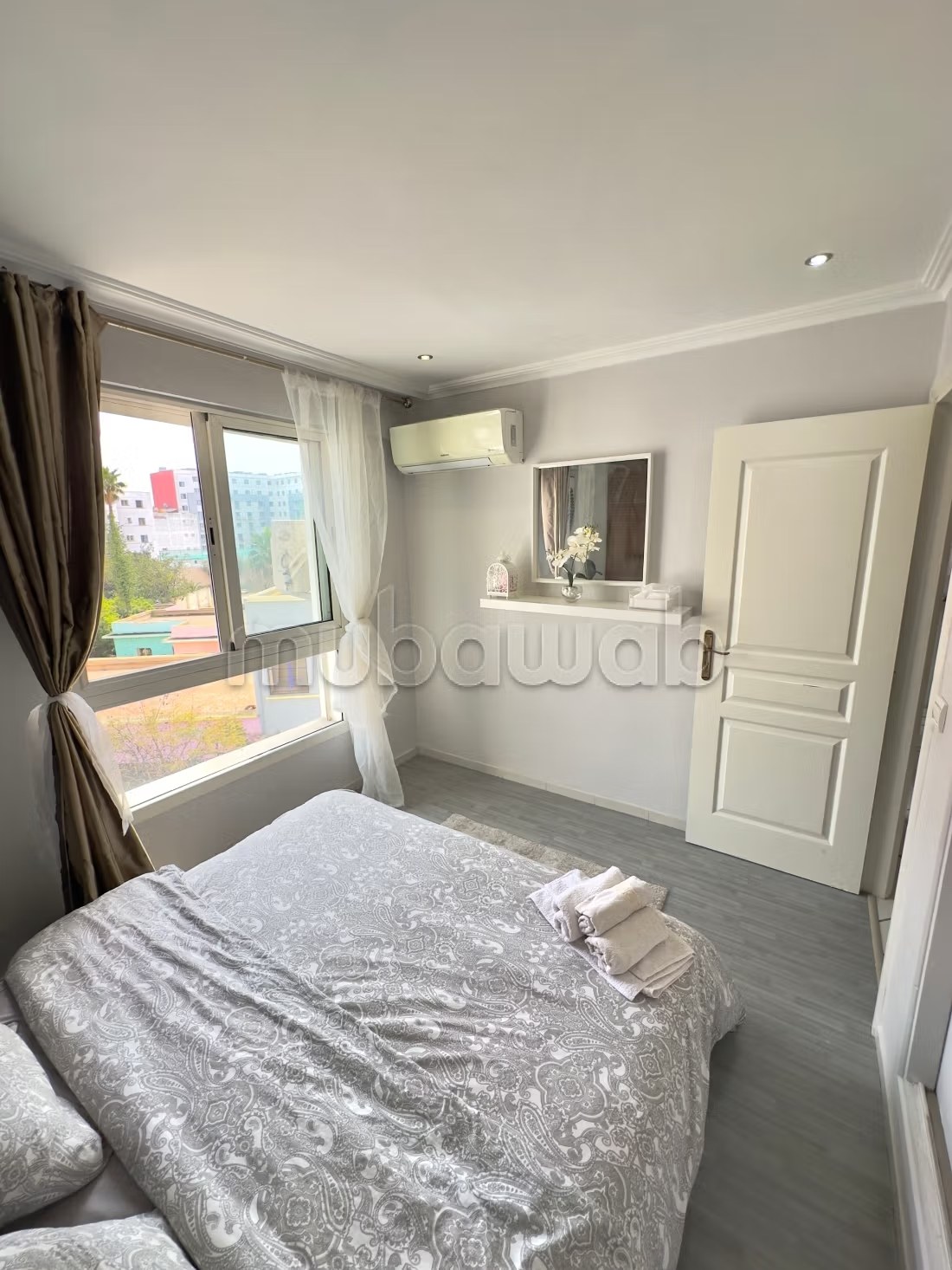 Location d'un appartement à Bourgogne Est. Superficie 55 m². Salon traditionnel marocain, résidence sécurisée - Photo 2